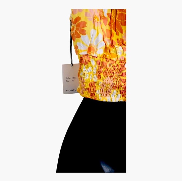 Orange multicolor shirred cutout bust tiered hem cropped halter top size XS new - Picture 8 of 12